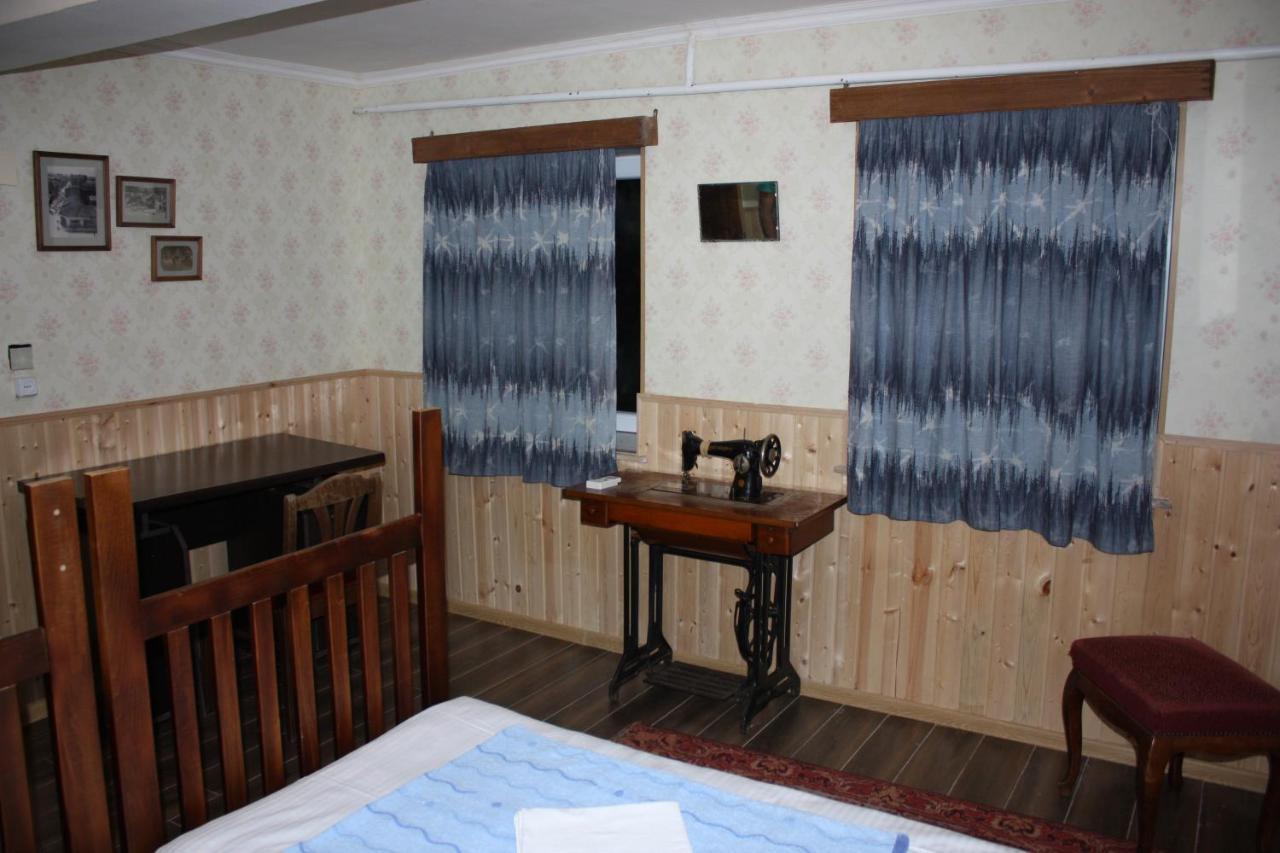 Sun Guest House Kutaisi Exterior photo